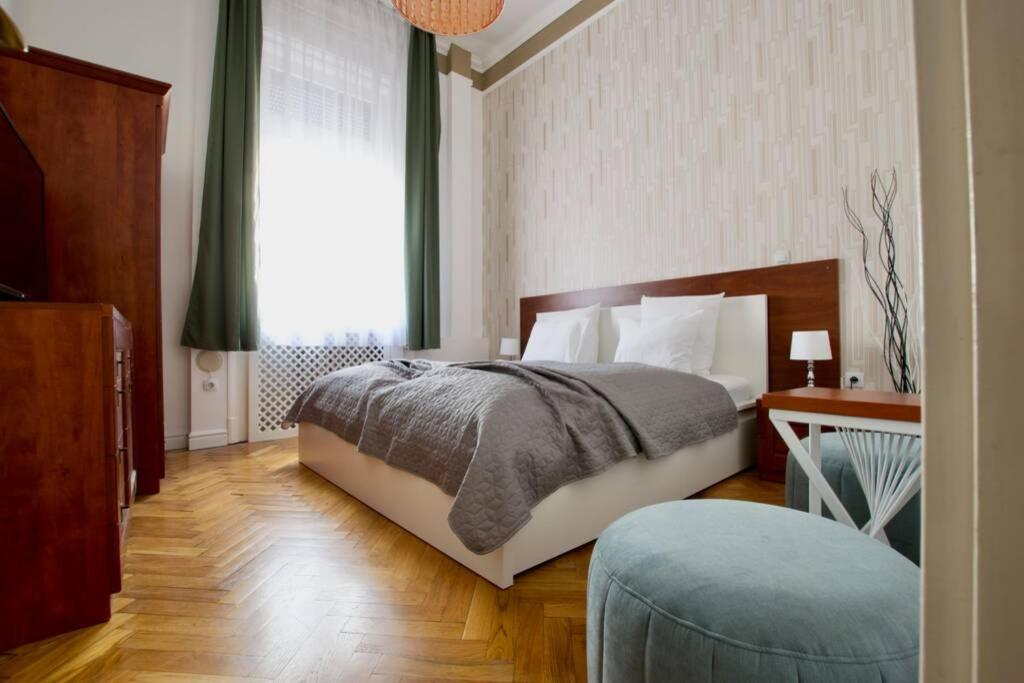Premium Apartment By Hi5-Vaci Str. 3 Bedroom Budapest Exterior foto